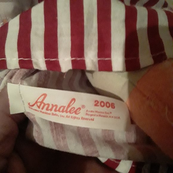 Annalee Doll Mrs. Claus Retired wearing Pajamas and pillow...